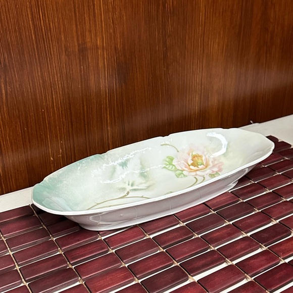 Antique LEUCHTENBURG Germany Porcelain majestic Roses tray - Picture 10 of 15